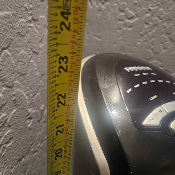 Lasko Ceramic Tower Heater WORKS - Picture 4 of 4